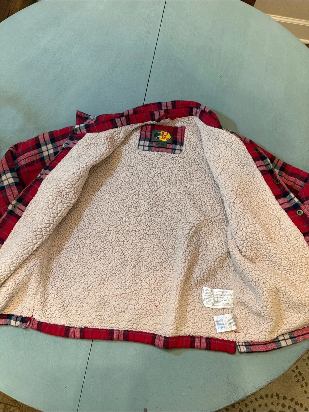 Bass Pro Shops sherpa lined